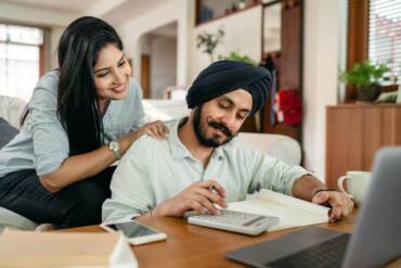 Become a Bookkeeper | Earn $18 to $70 per hour